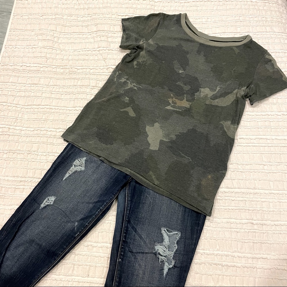 Camo tee